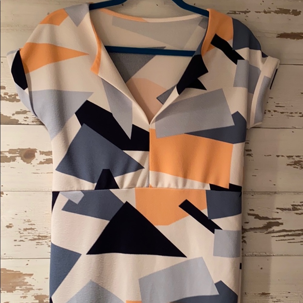 Cute summer dress! Never worn! Size Small.